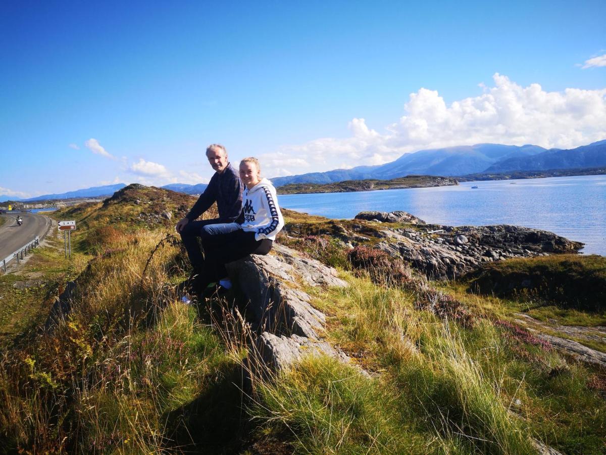 Sunndalsøra Sunndalsfjord Cottages Fredsvik Meisalstranda 455,506 Og 508 מראה חיצוני תמונה